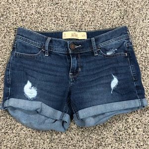 🌿EUC Hollister Jean Shorts, size 0🌿